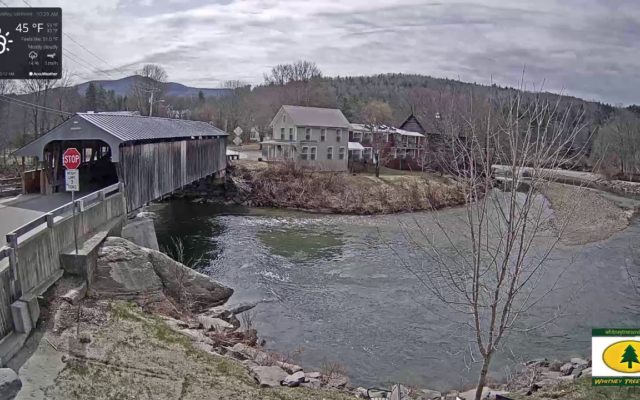 LIVE CAM: Covered Bridge Webcam – Vermont’s Mad River Valley